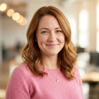 Emily Watson, Noble Fundara Customer Support Head